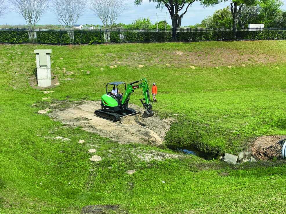 Aqualis team member working on construction in Orlando, FL